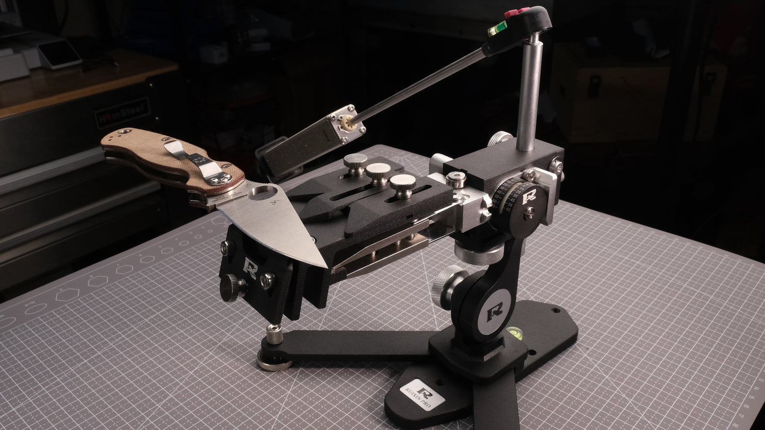 Patented 2-in-1 Blade Platform